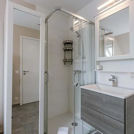Daire Huswell - Spacious 3-bedroom In Oostende