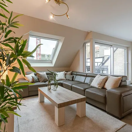 Huswell - Spacious 3-bedroom In * Oostende
