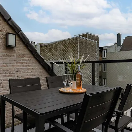 Huswell - Spacious 3-bedroom In